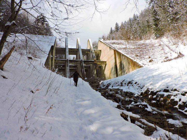 Avalanche Barriers  Mitigation Structures in Avalanche Paths