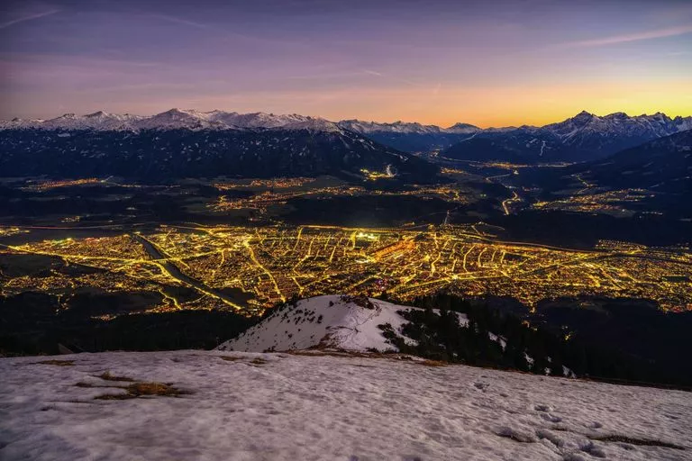 Blick auf Innsbruck von Nordkette aus