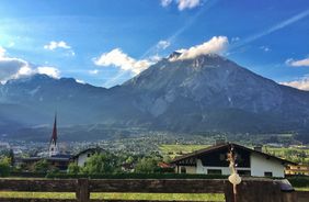 Am Tiroler Jakobsweg: Vom Tränenwunder zur Johannes-Reliquie