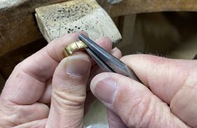 Noble craftsmanship, special pieces – the jewelry workshop Schipflinger