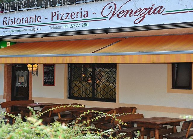 Pizzeria-Venezia-Aussenansicht.jpg